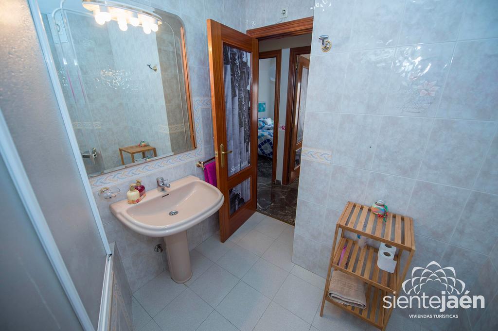 Siente Jaen Apartmento Εξωτερικό φωτογραφία